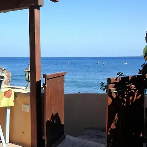la-casita-de-la-playa-igueste.tenerifehoteles.net/